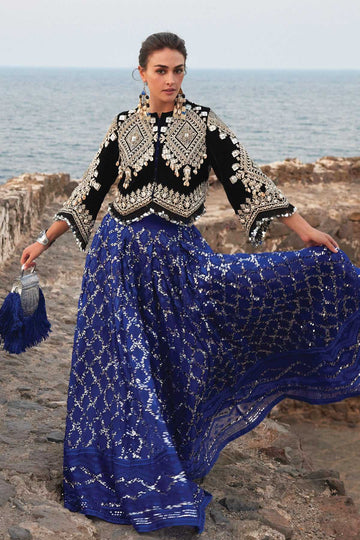 Khaadi Winter Nights X Esra 2020